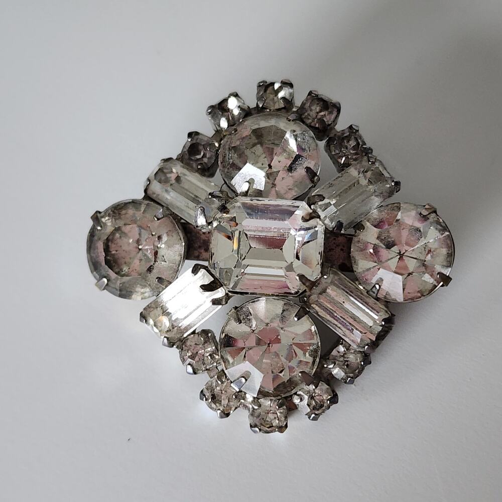 Vintage clear rhinestone square pin brooch